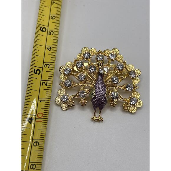 Rhinestone Peacock Lapel Pin Figural Brooch Gold Tone Luxury Pinback Button - Picture 7 of 7